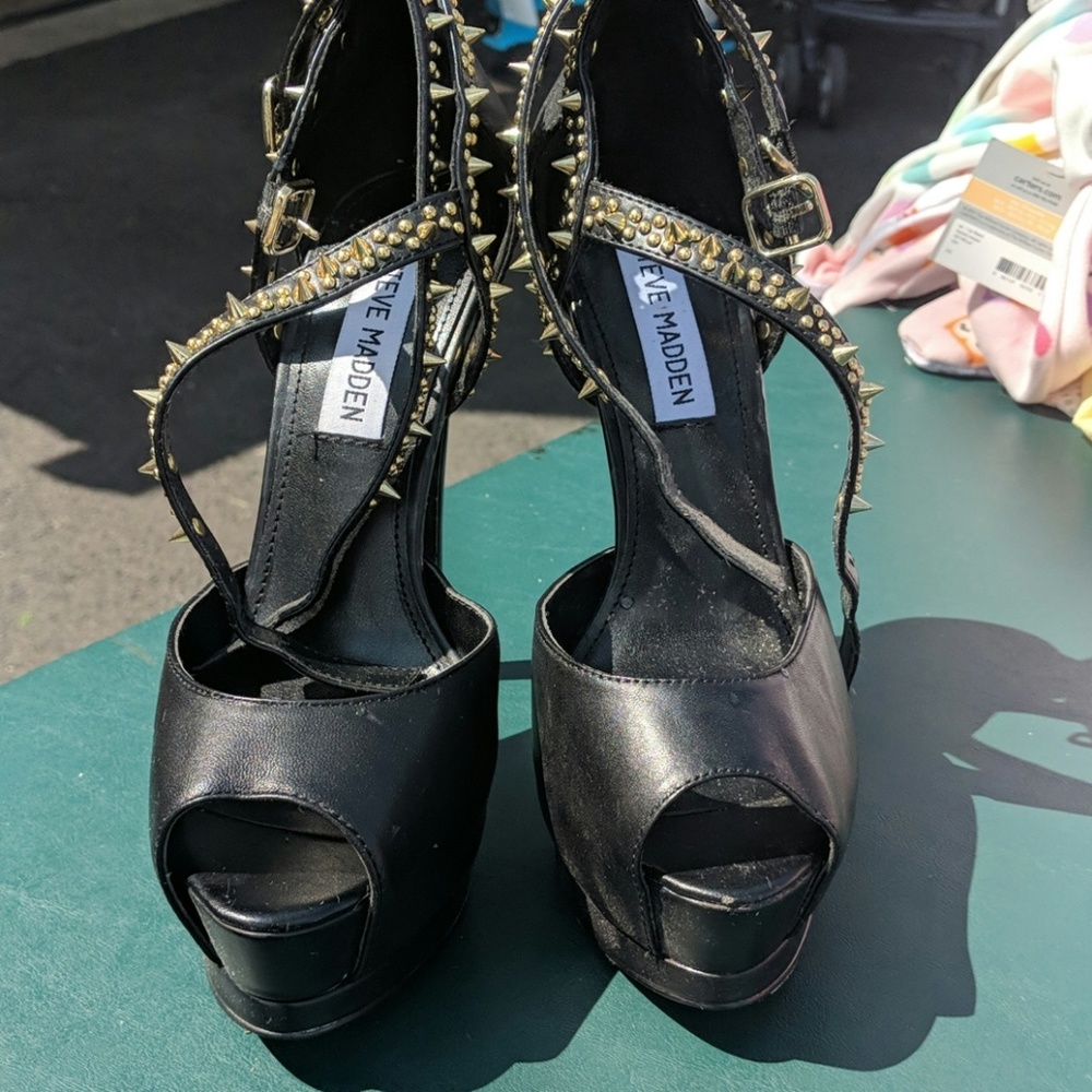 Steve Madden Heels Black